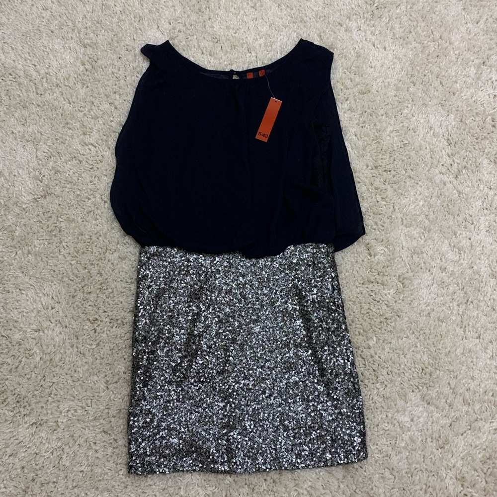 Mini dress